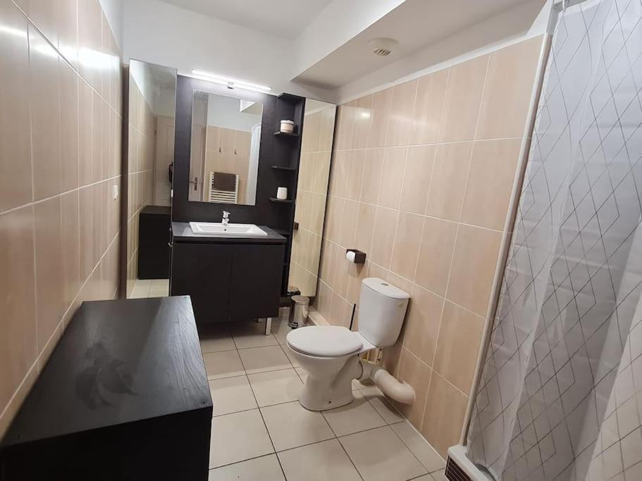 Studio A La Mer Avec Piscine Sete Ngoại thất bức ảnh